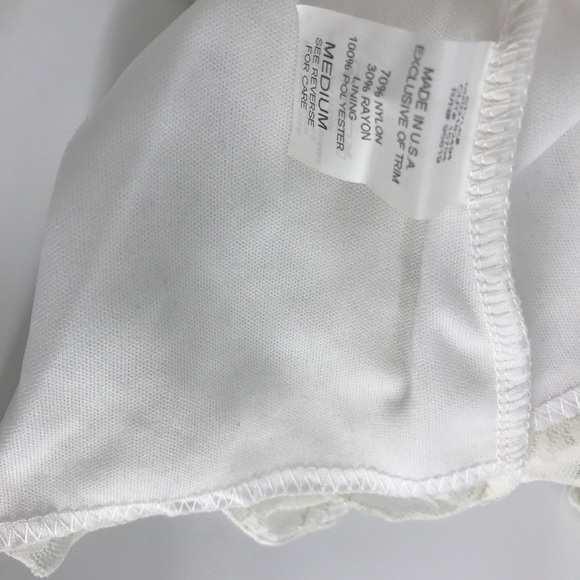 NEW Med 3/4 Sleeve Lace Sequence Off-White V neck Crochet - Picture 7 of 8